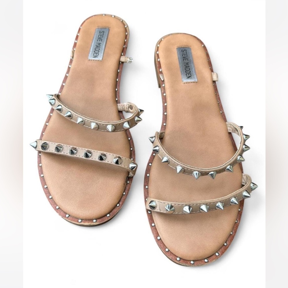 Steve Madden Beige Sandals with Metallic Accents